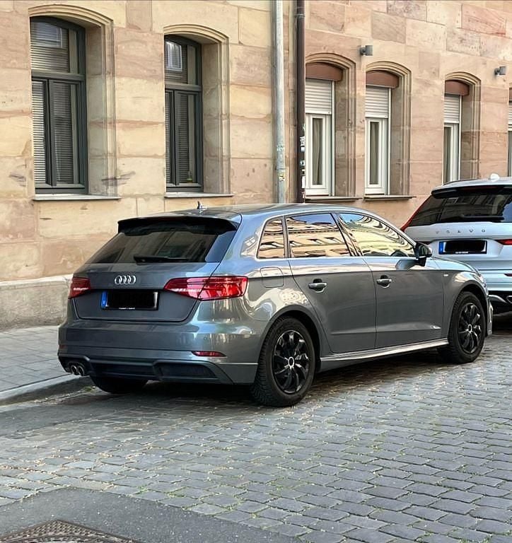 Gebraucht Audi A3 S-Line 150 PS (110 kW) 2017 Grau Limousine