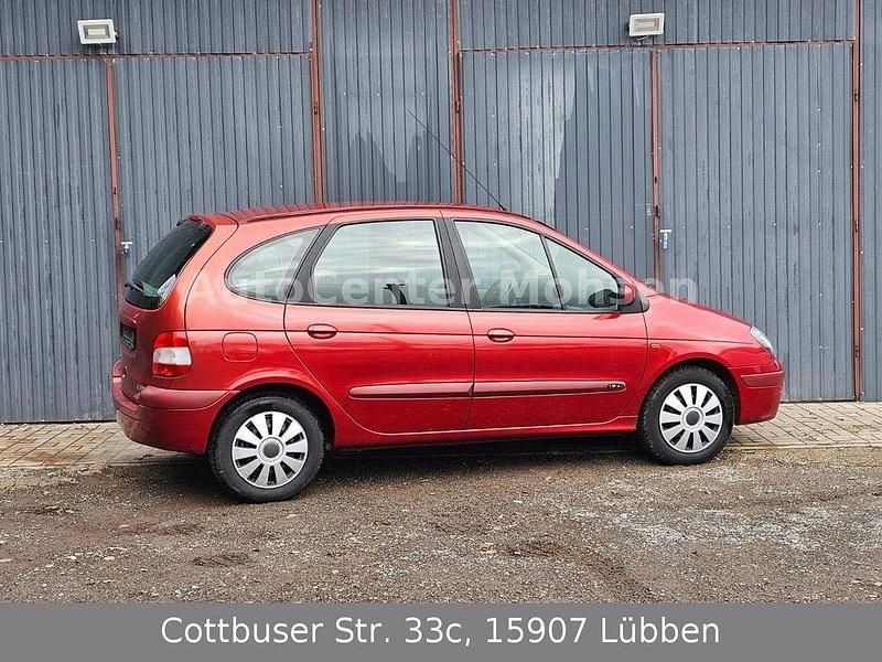Gebraucht Renault Scénic Authentique 107 PS (78 kW) 2003 Rot Van / Kleinbus