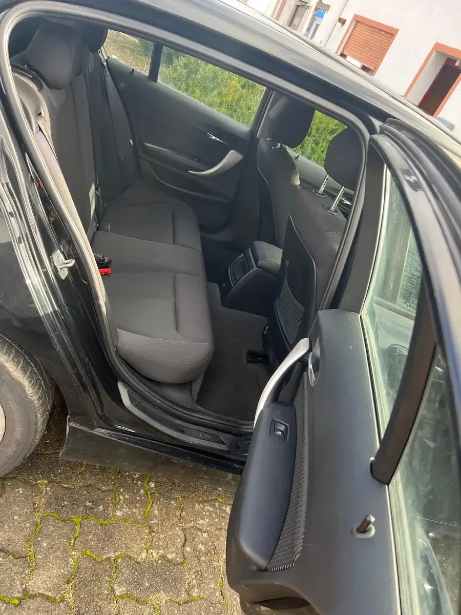 Gebraucht BMW 114 101 PS (74 kW) 2014 Schwarz Kleinwagen