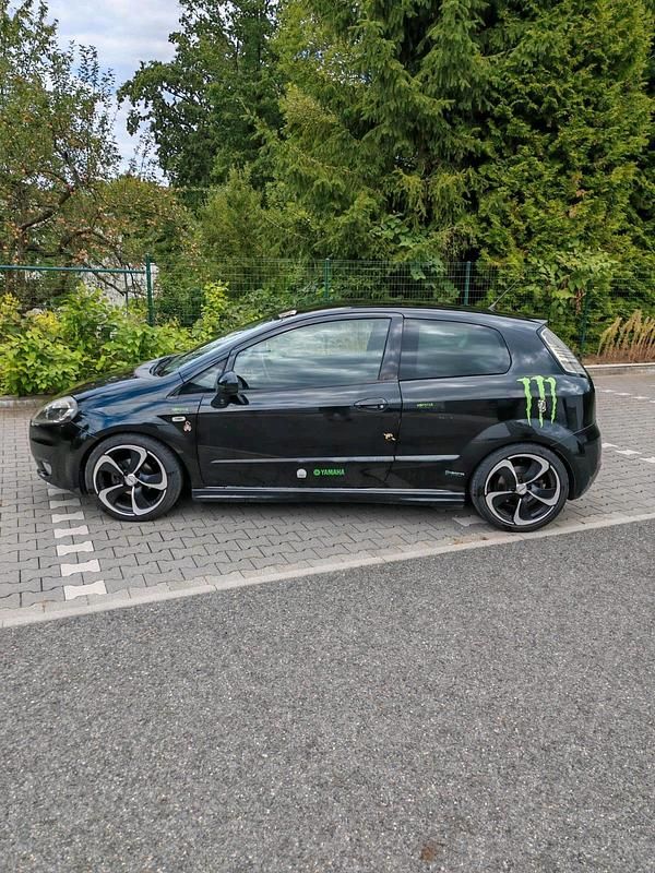 Schwarz Gebraucht 2006 Fiat Punto Kleinwagen | 1.500 € - Bild 1/4