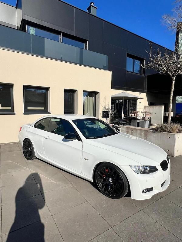 Gebraucht BMW 335 Cabriolet M Performance 306 PS (225 kW) 2008 Weiß Cabrio
