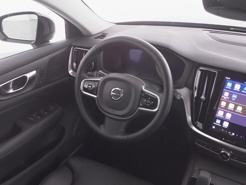 Gebraucht Volvo V60 Plus 197 PS (144 kW) 2025 Grau Kombi