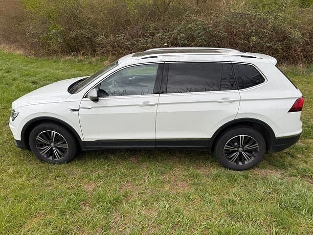 Gebraucht VW Tiguan Allspace Highline 150 PS (110 kW) 2021 Weiß SUV