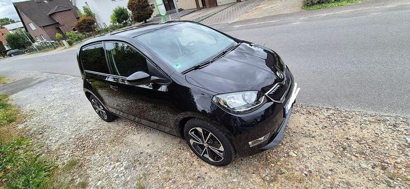 Gebraucht Skoda Citigo-e IV Best of 61 kW (83 PS) 2021 Schwarz Kleinwagen