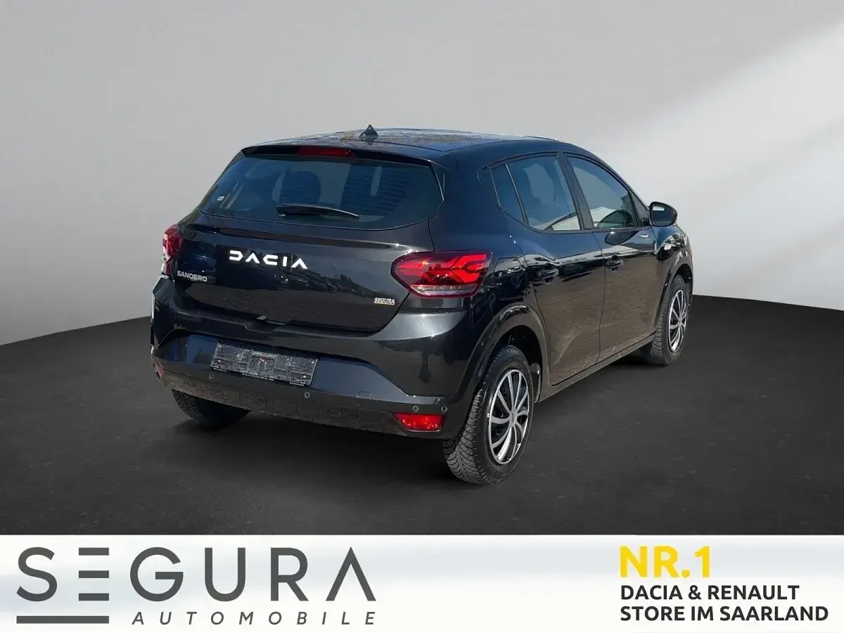 Gebraucht Dacia Sandero Expression 91 PS (66 kW) 2024 Schwarz Limousine