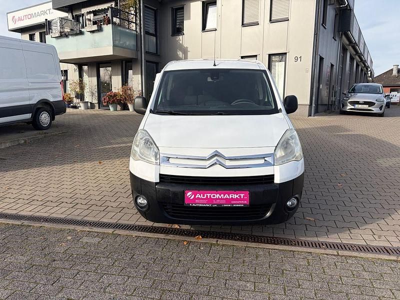 Weiß Gebraucht 2011 Citroën Berlingo Van / Kleinbus | 4.990 € (Guter Preis) - Bild 1/4