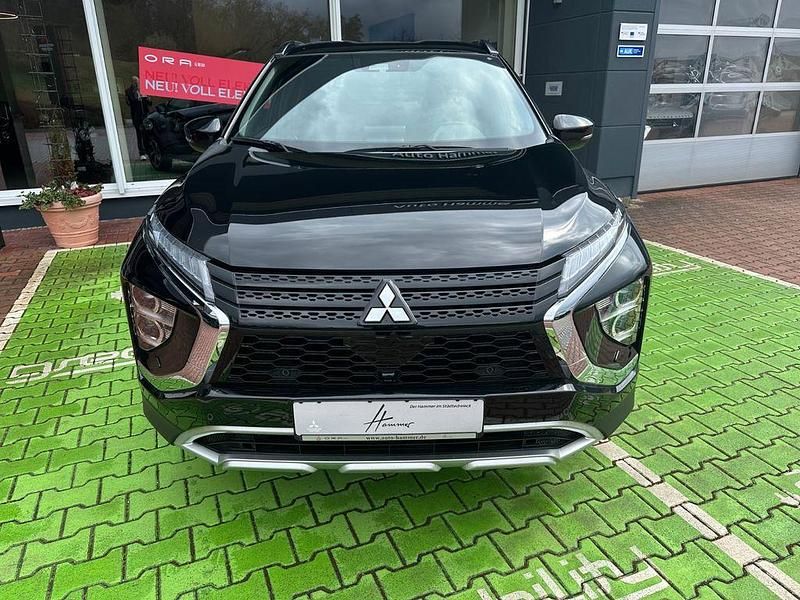 Neu Mitsubishi Eclipse Cross Plus 188 PS (138 kW) 2025 Schwarz SUV