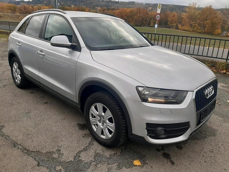 Silber Gebraucht 2013 Audi Q3 SUV | 11.999 € (Fairer Preis) - Bild 1/4