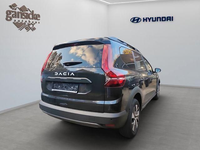 Neu Dacia Jogger Expression 101 PS (74 kW) 2025 Schwarz Van / Kleinbus