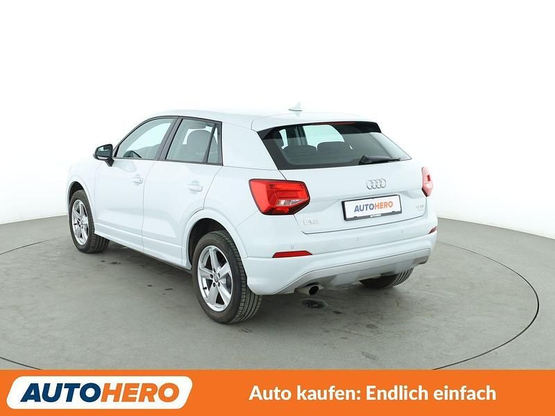 Gebraucht Audi Q2 Sport 116 PS (85 kW) 2018 Weiß SUV