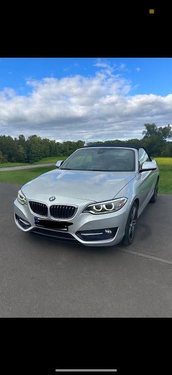Gebraucht BMW 218 Sport Line 150 PS (110 kW) 2015 Silber Cabrio