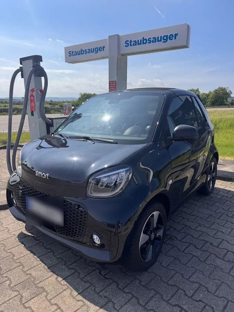Gebraucht Smart ForTwo Electric Drive 60 kW (82 PS) 2021 Schwarz Cabrio