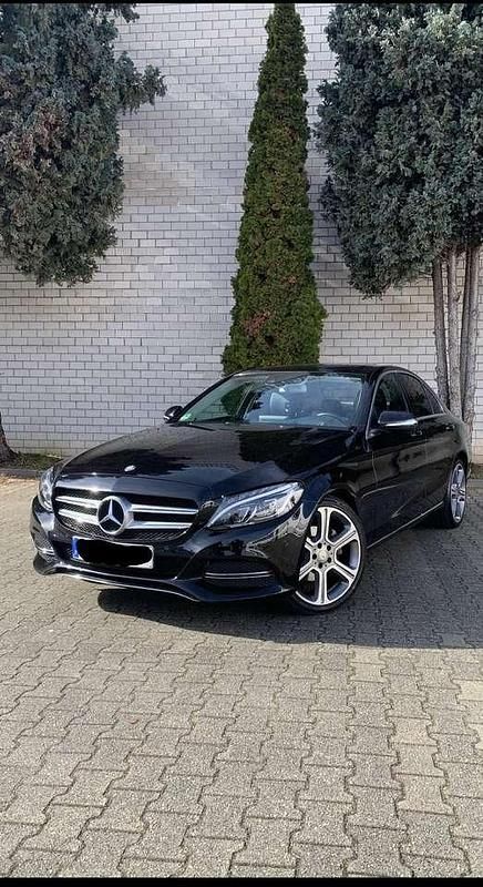 Schwarz Gebraucht 2014 Mercedes C220 Avantgarde Limousine | 15.199 € (Fairer Preis) - Bild 1/4