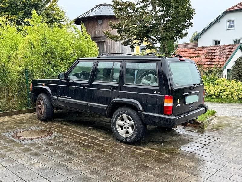 Schwarz Gebraucht 1999 Jeep Cherokee Sport SUV | 2.500 € (Superpreis) - Bild 1/3