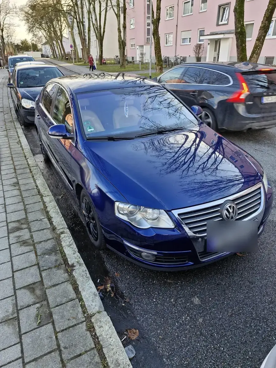 Gebraucht VW Passat 170 PS (125 kW) 2007 Blau Limousine