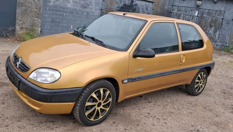 Gold Gebraucht 2002 Citroën Saxo Kleinwagen | 800 € (Fairer Preis) - Bild 1/4