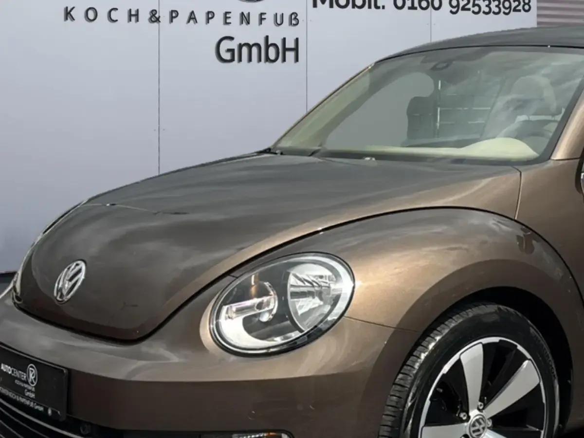 Gebraucht VW Beetle Sport 150 PS (110 kW) 2015 Braun Kleinwagen
