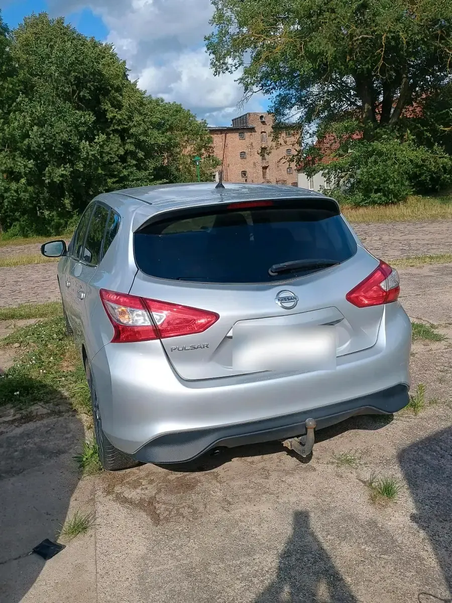 Gebraucht Nissan Pulsar 115 PS (84 kW) 2018 Grau Kleinwagen