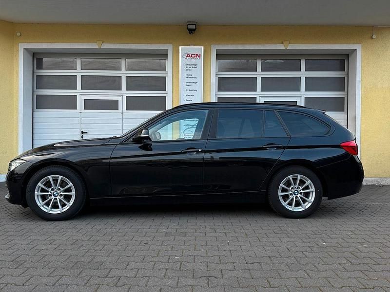 Gebraucht BMW 318 Advantage 150 PS (110 kW) 2018 Schwarz Limousine