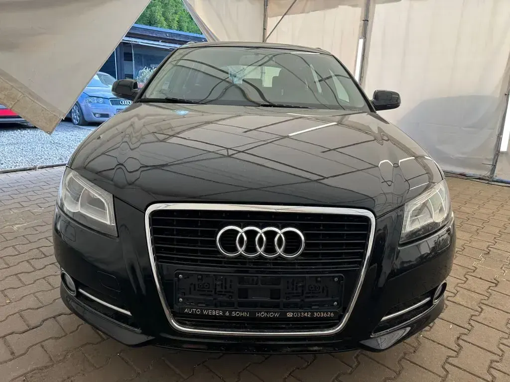 Gebraucht Audi A3 105 PS (77 kW) 2012 Schwarz Kleinwagen