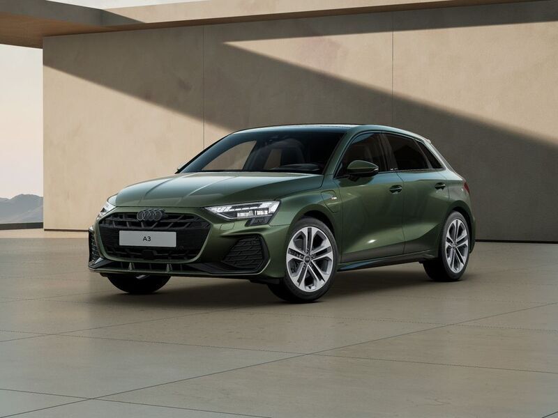 Grün Neu 2025 Audi A3 Sportback e-tron S-Line Limousine | 60.665 € - Bild 1/4