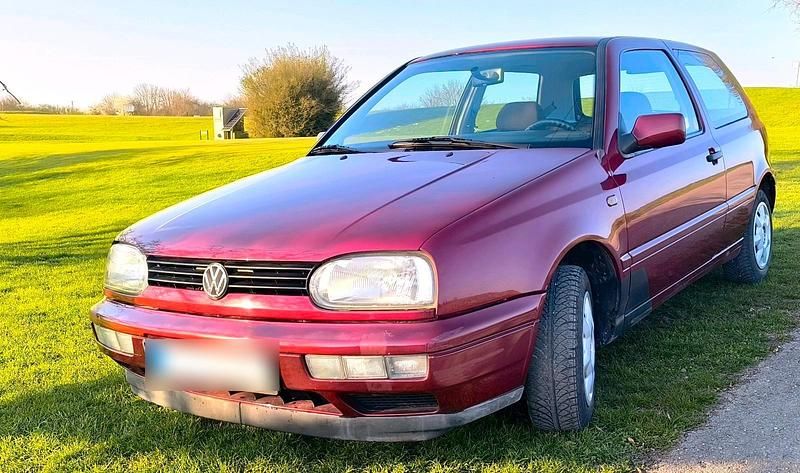 Gebraucht VW Golf III 75 PS (55 kW) 1997 Rot Kleinwagen