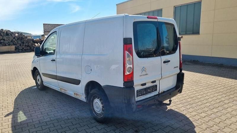 Gebraucht Citroën Jumpy 128 PS (94 kW) 2015 Weiß Van / Kleinbus