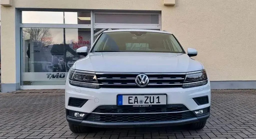 Gebraucht VW Tiguan Highline 190 PS (139 kW) 2020 Weiß SUV