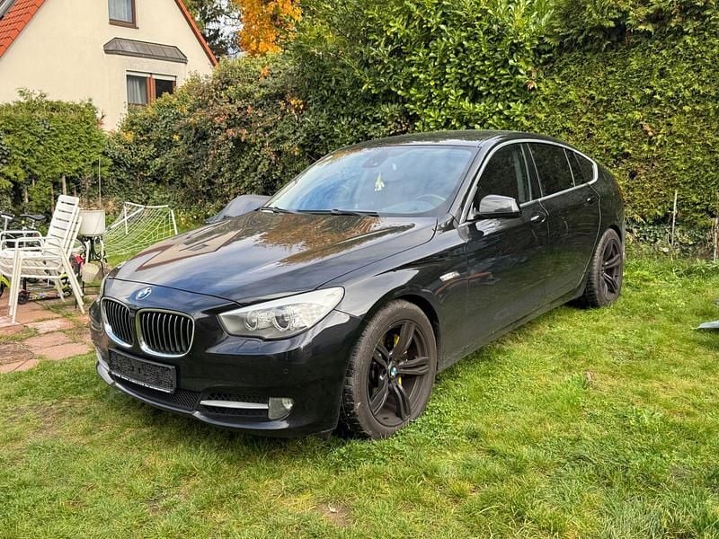 Schwarz Gebraucht 2011 BMW 530 Gran Turismo Limousine | 8.900 € (Fairer Preis) - Bild 1/4