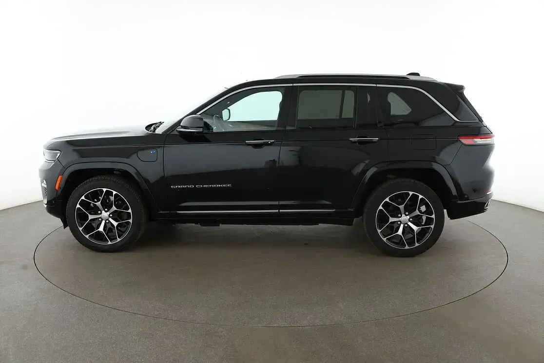 Gebraucht Jeep Grand Cherokee Summit 381 PS (280 kW) 2023 Schwarz SUV
