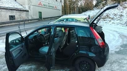 Gebraucht Ford Fiesta 70 PS (51 kW) 2003 Schwarz Kleinwagen