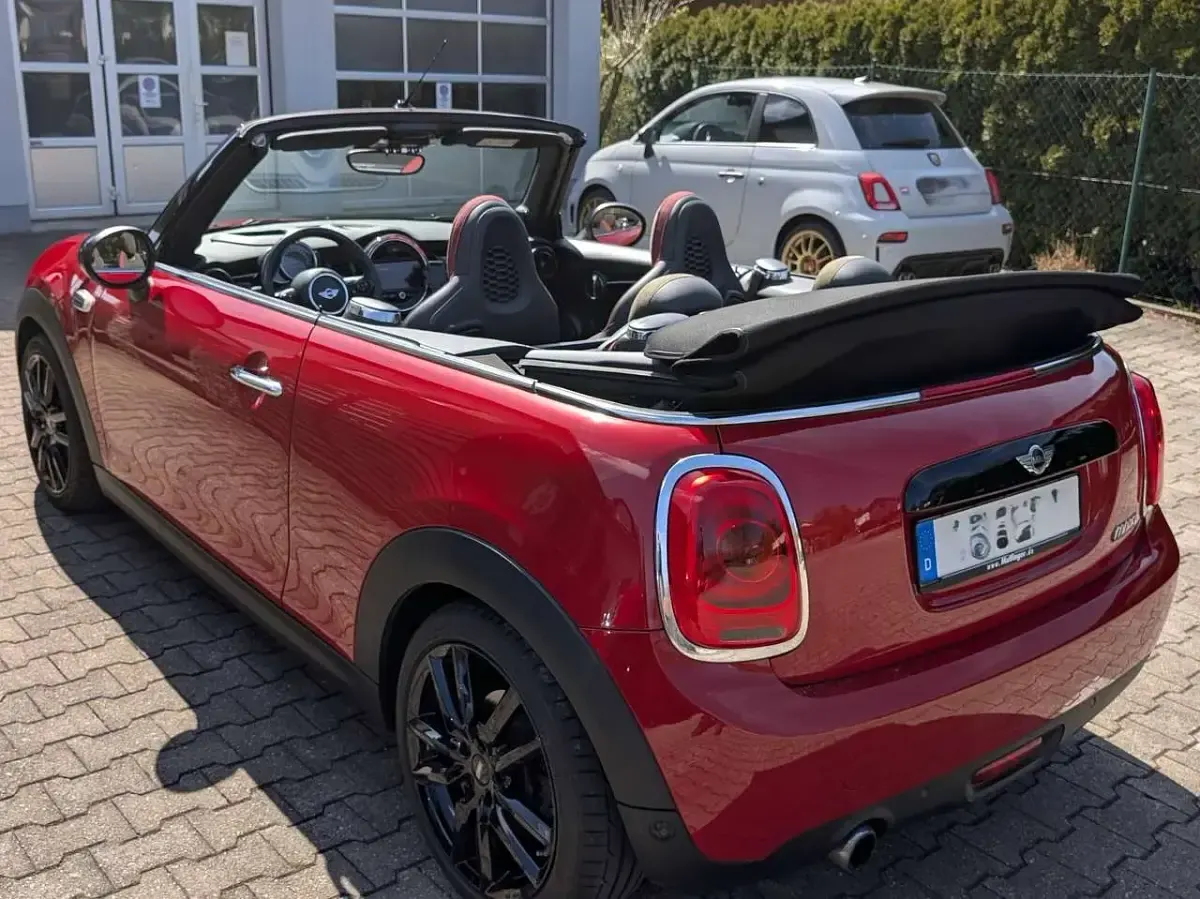 Gebraucht Mini Cooper Cabriolet 136 PS (100 kW) 2017 Rot Cabrio