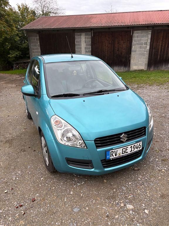 Grün Gebraucht 2009 Suzuki Splash Basic Kleinwagen | 3.200 € (Etwas zu teuer) - Bild 1/4