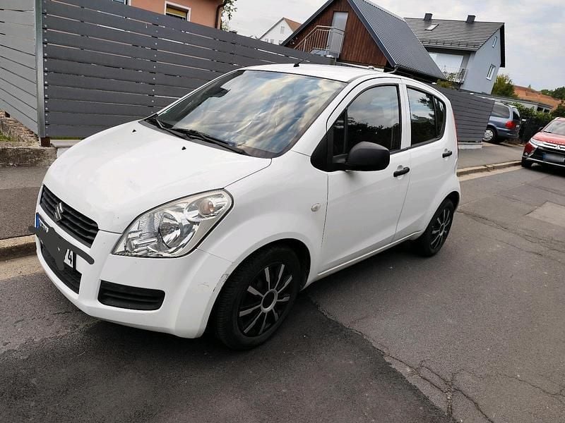 Second-hand Suzuki Splash 70 CP (51 kW) 2009 Alb Hatchback