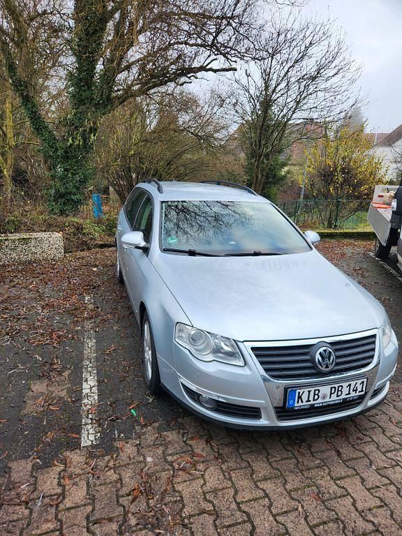 Silber Gebraucht 2007 VW Passat Edition Kombi | 5.000 € (Fairer Preis) - Bild 1/4