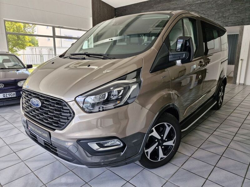 Silber Gebraucht 2021 Ford Tourneo Custom Active Van / Kleinbus | 41.490 € (Fairer Preis) - Bild 1/4
