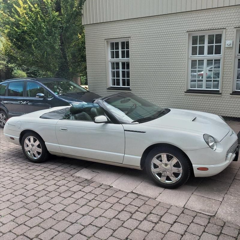 Gebraucht Ford Thunderbird 256 PS (188 kW) 2003 Weiß Cabrio