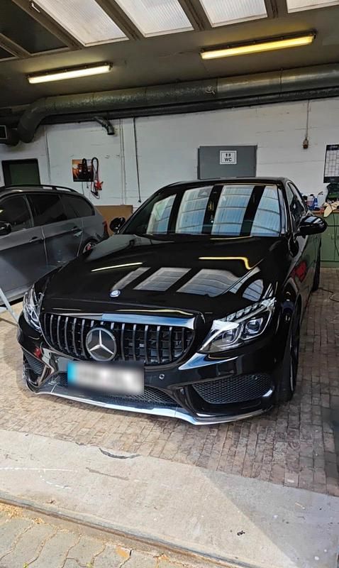 Gebraucht Mercedes C250 AMG 204 PS (150 kW) 2014 Schwarz Limousine