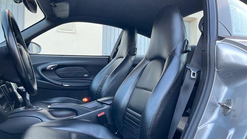 Gebraucht Porsche 996 300 PS (220 kW) 2001 Silber Coupé