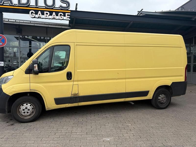 Gebraucht Citroën Jumper 130 PS (95 kW) 2019 Gelb Van / Kleinbus
