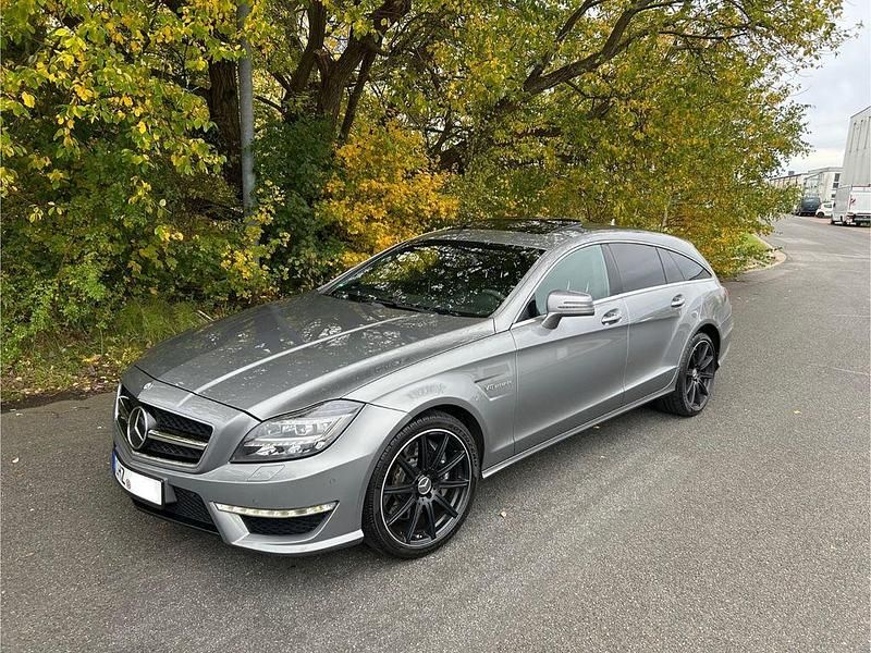 Grau Gebraucht 2013 Mercedes CLS63 AMG Shooting Brake AMG Kombi | 22.900 € (Guter Preis) - Bild 1/4