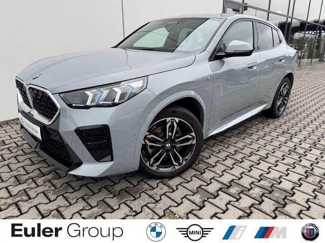 Grau Gebraucht 2024 BMW X2 M Sport SUV | 39.966 € (Guter Preis) - Bild 1/4