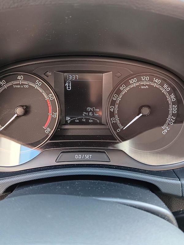 Gebraucht Skoda Fabia Cool Plus 75 PS (55 kW) 2019 Weiß Kleinwagen