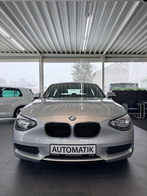 Gebraucht BMW 116 Advantage 136 PS (100 kW) 2014 Silber Kleinwagen