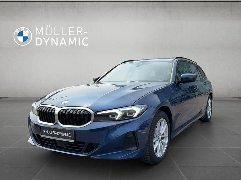 Phytonicblau Gebraucht 2023 BMW 320 Kombi | 30.970 € (Teuer) - Bild 1/4