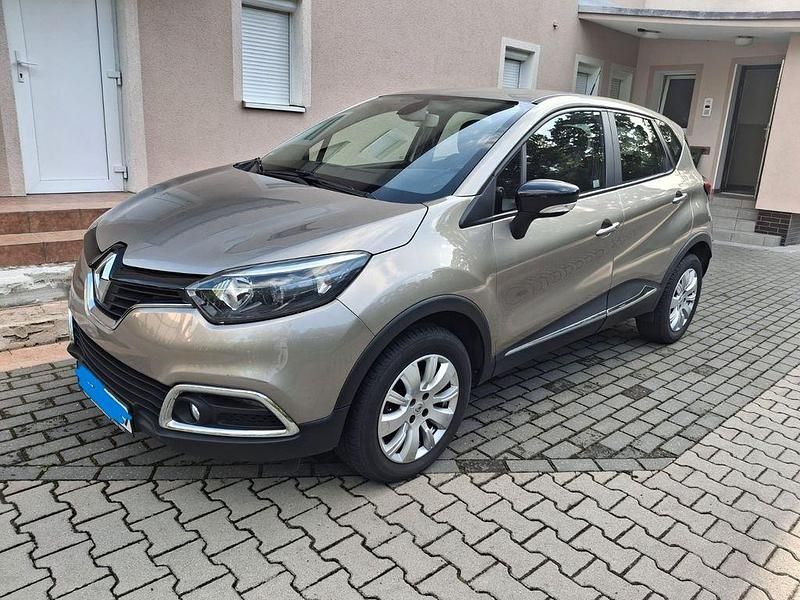 Gold Gebraucht 2015 Renault Captur SUV | 6.699 € (Guter Preis) - Bild 1/4