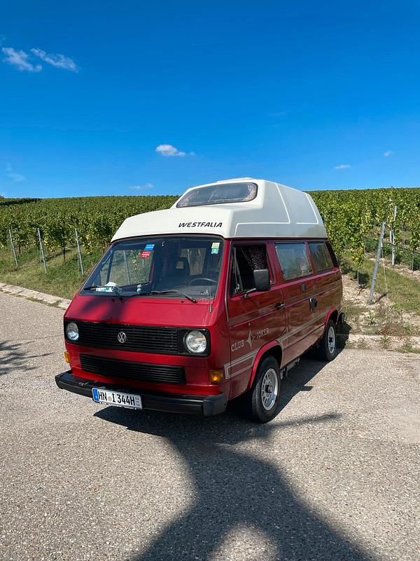 Rot Gebraucht 1984 VW T3 CLUB Van | 19.990 € - Bild 1/4