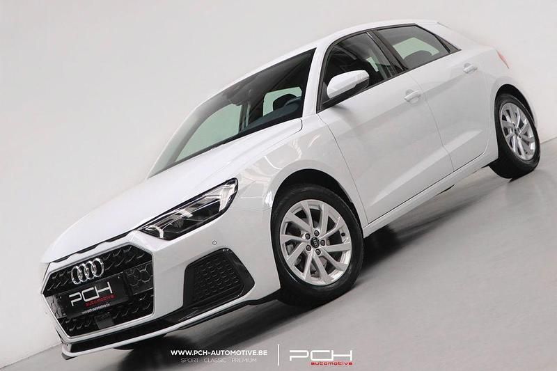 Weiß Gebraucht 2024 Audi A1 Sportback Advanced Kleinwagen | 22.999 € (Guter Preis) - Bild 1/4