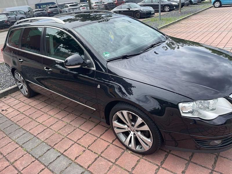 Schwarz Gebraucht 2005 VW Passat Sportline Kombi | 6.500 € - Bild 1/4
