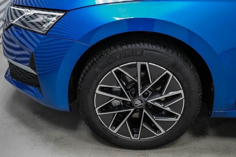 Ny Skoda Octavia Selection 2025 Blå Stationcar